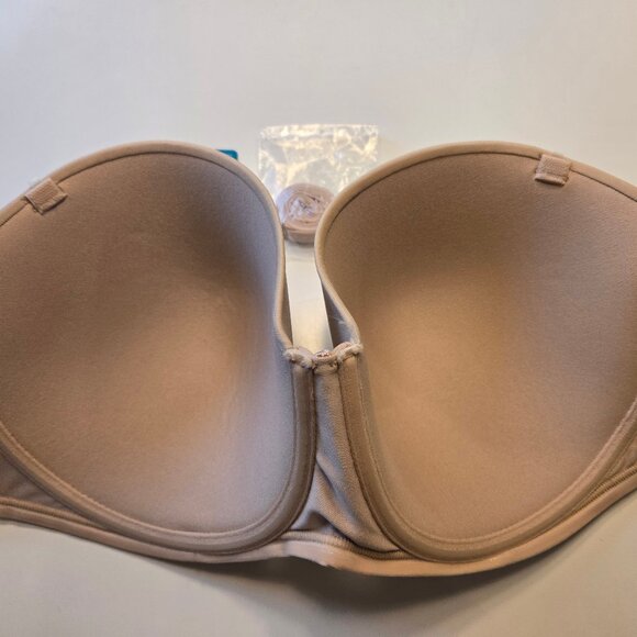 Vanity Fair Strapless/Converter Bra Size 38DD - Picture 5 of 9